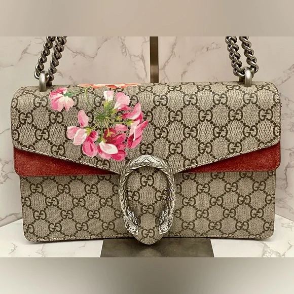 GUCCI GG Supreme Monogram Blooms Dionysus Shoulder  Bag - Picture 4 of 16